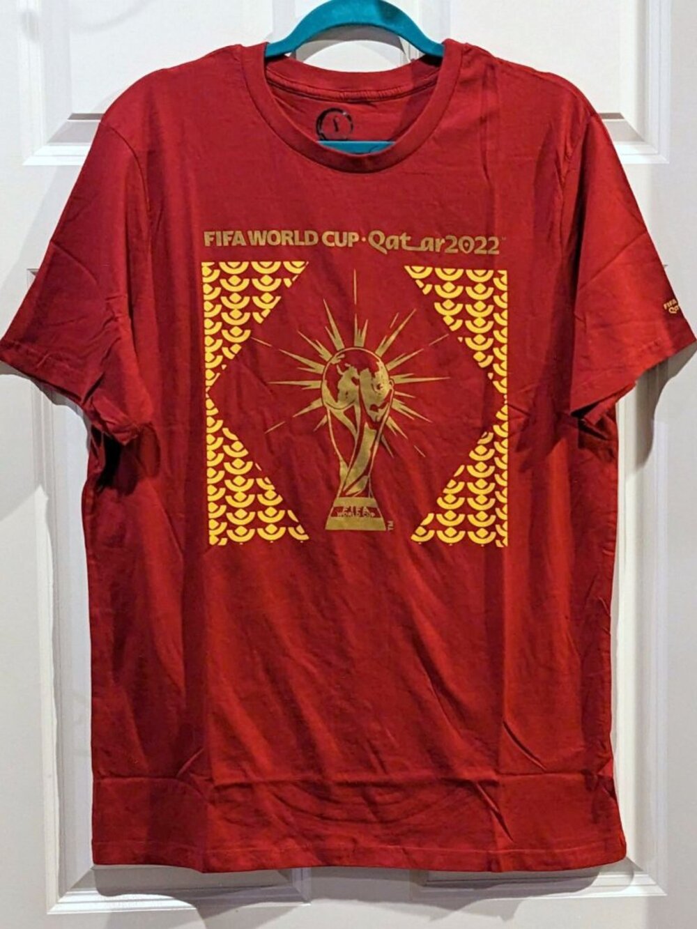 RARE NWT Official 2022 FIFA World Cup Qatar Unisex T-Shirt